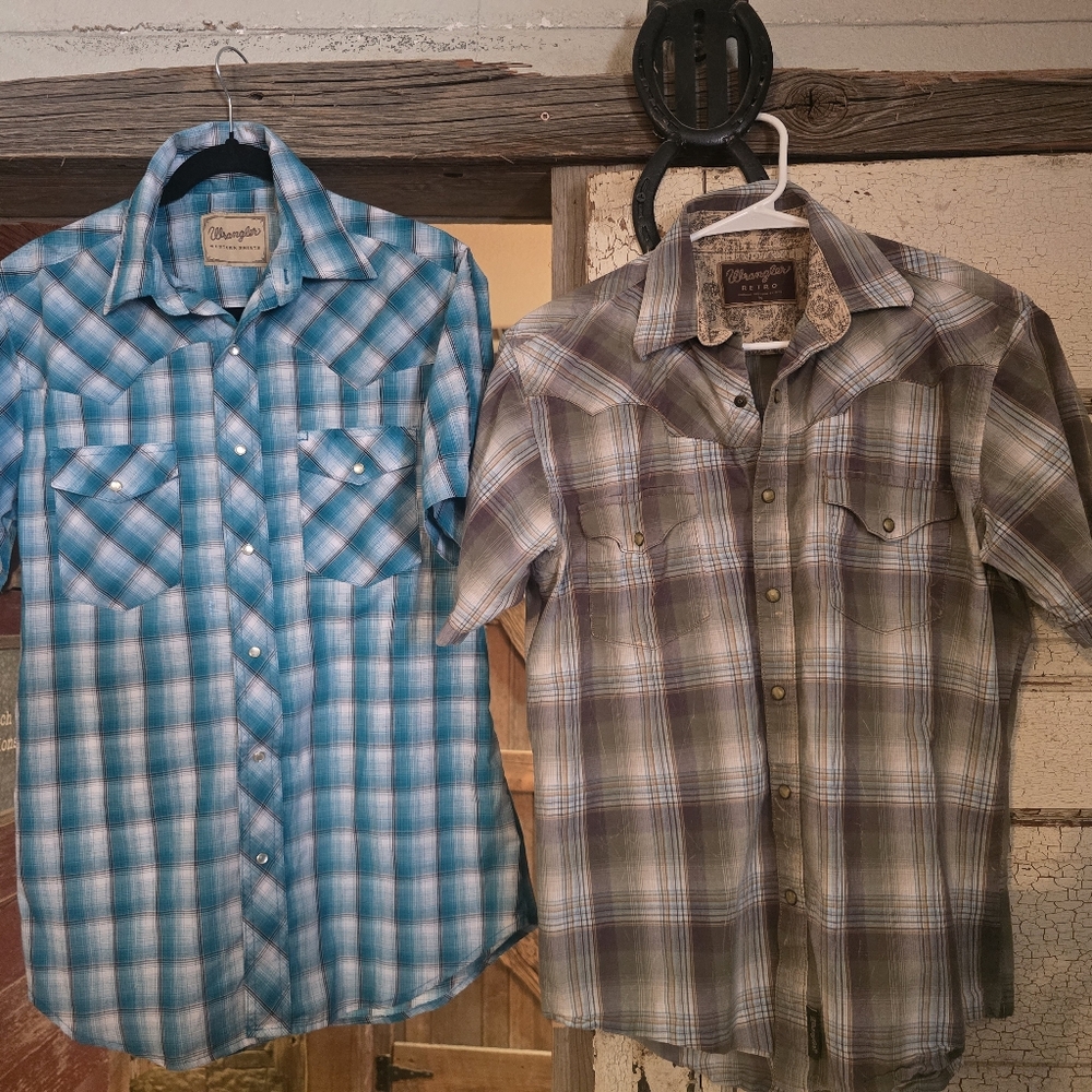 Lot Of 2 Wrangler Men's Casual Plaid Shirts Sz. Medium See Description!